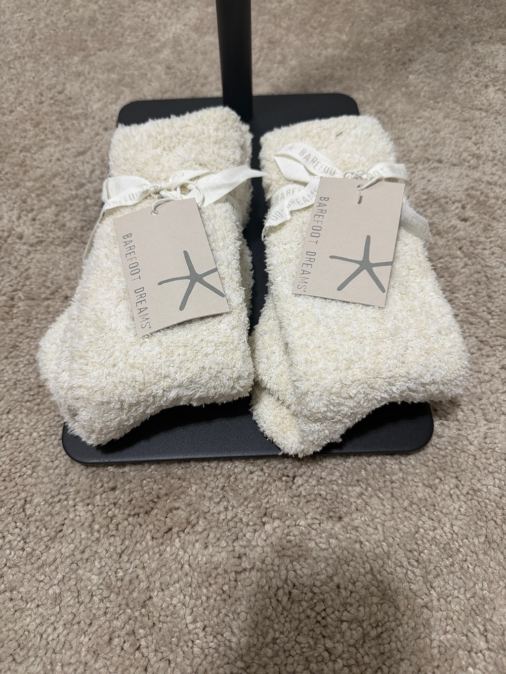 Barefoot Dreams Plush Cream Fuzzy Socks - 2 Pair B6